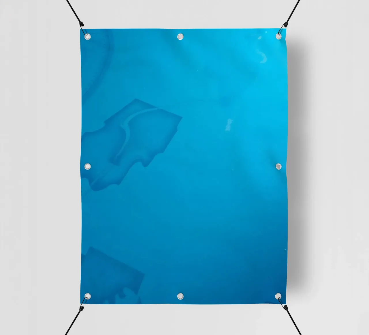 toni blu rilassanti ed elementi di design fluidi e rassicuranti telo in pvc da DesignDoodle