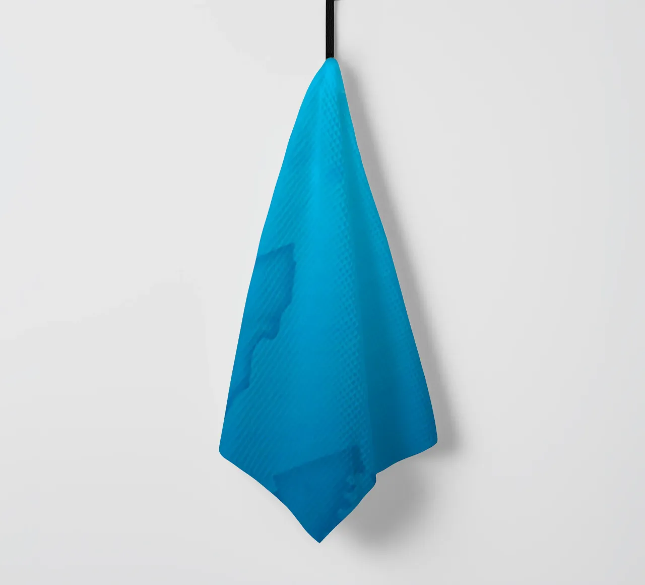 des tons bleus apaisants et des éléments de design fluides et apaisants torchon de DesignDoodle