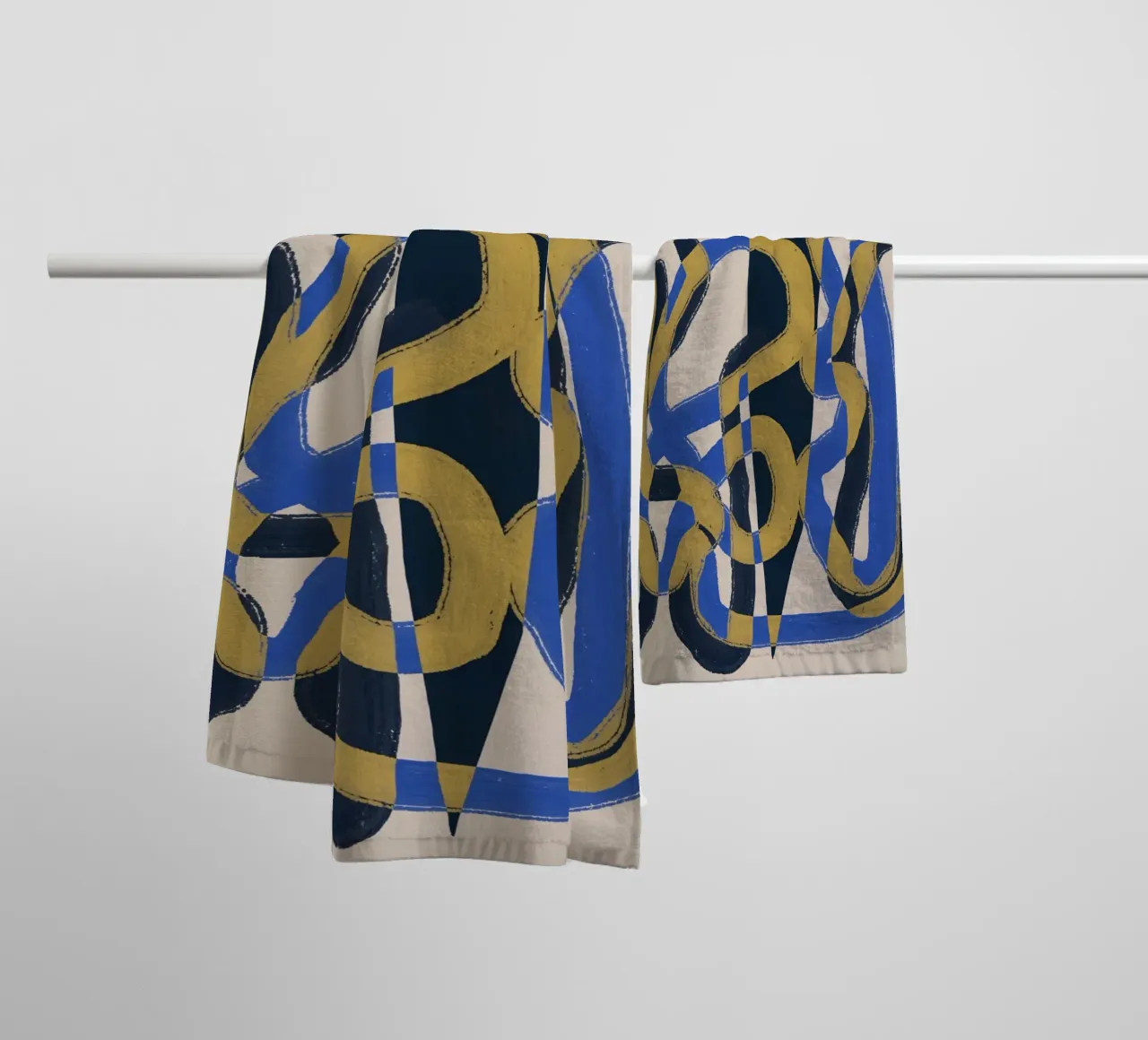 Ligne abstraite déco bleu et jaune serviette de bain de Little Dean
