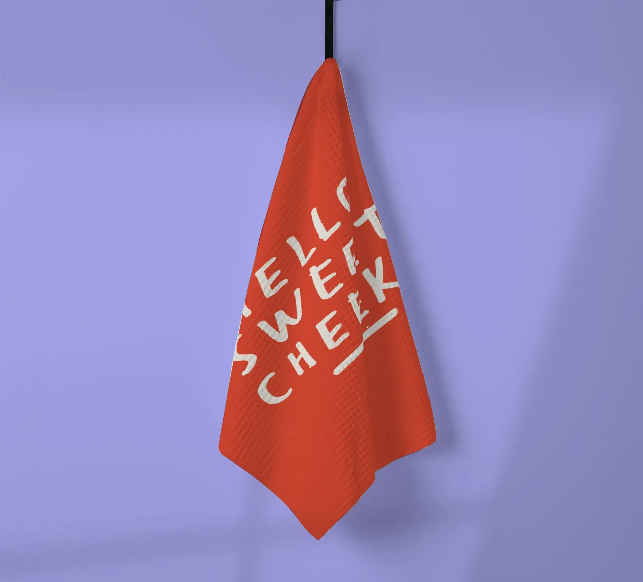 Imprimé typographique Hello Sweet Cheeks Playful Loving en rouge torchon de THE MOTIVATED TYPE