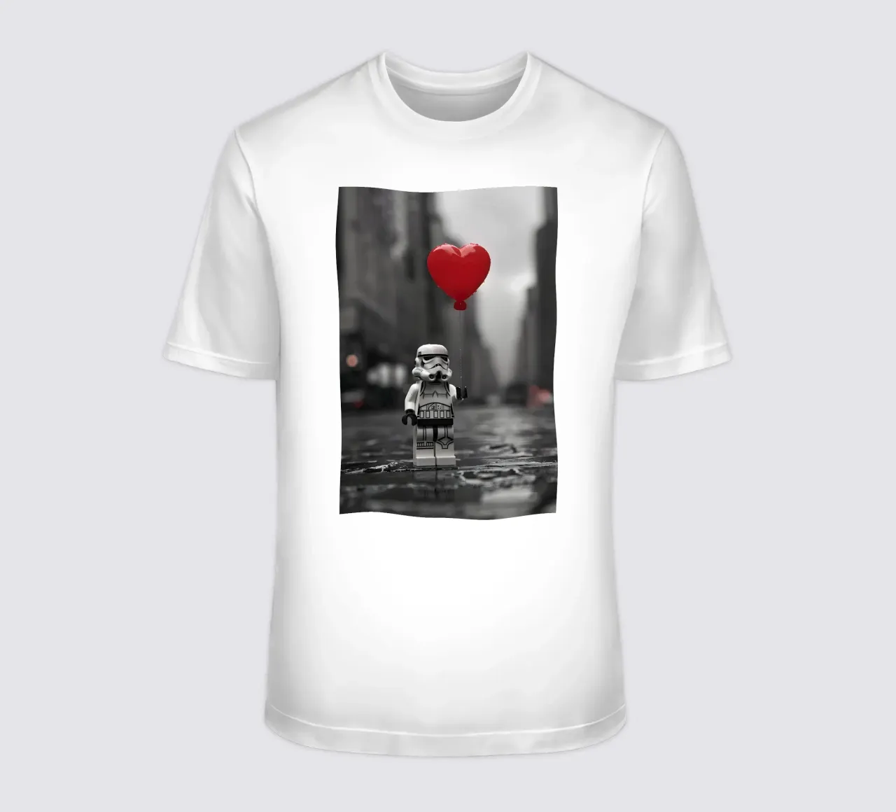L'amore è forte in lui t-shirt da M-Ulrich-Digital Art