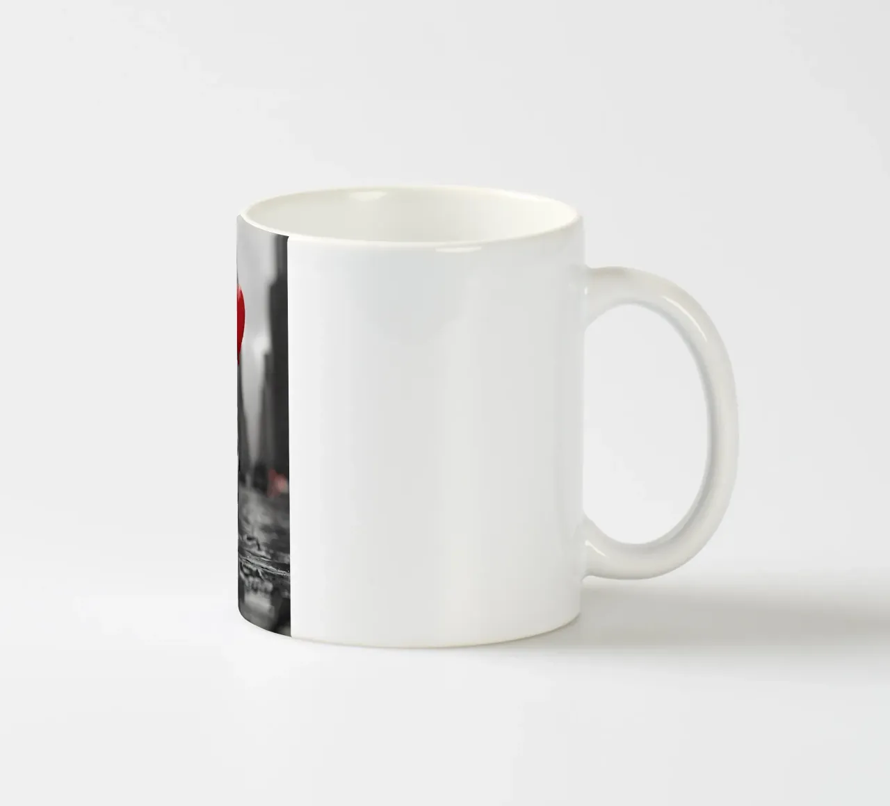 L'amore è forte in lui tazza in ceramica da M-Ulrich-Digital Art