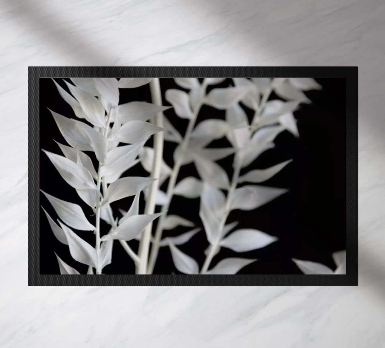 Minimal Black & White Branch zerbino da Studio Nahili