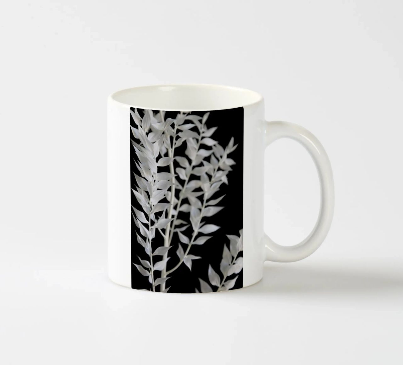 Minimal Black & White Branch tazza in ceramica da Studio Nahili