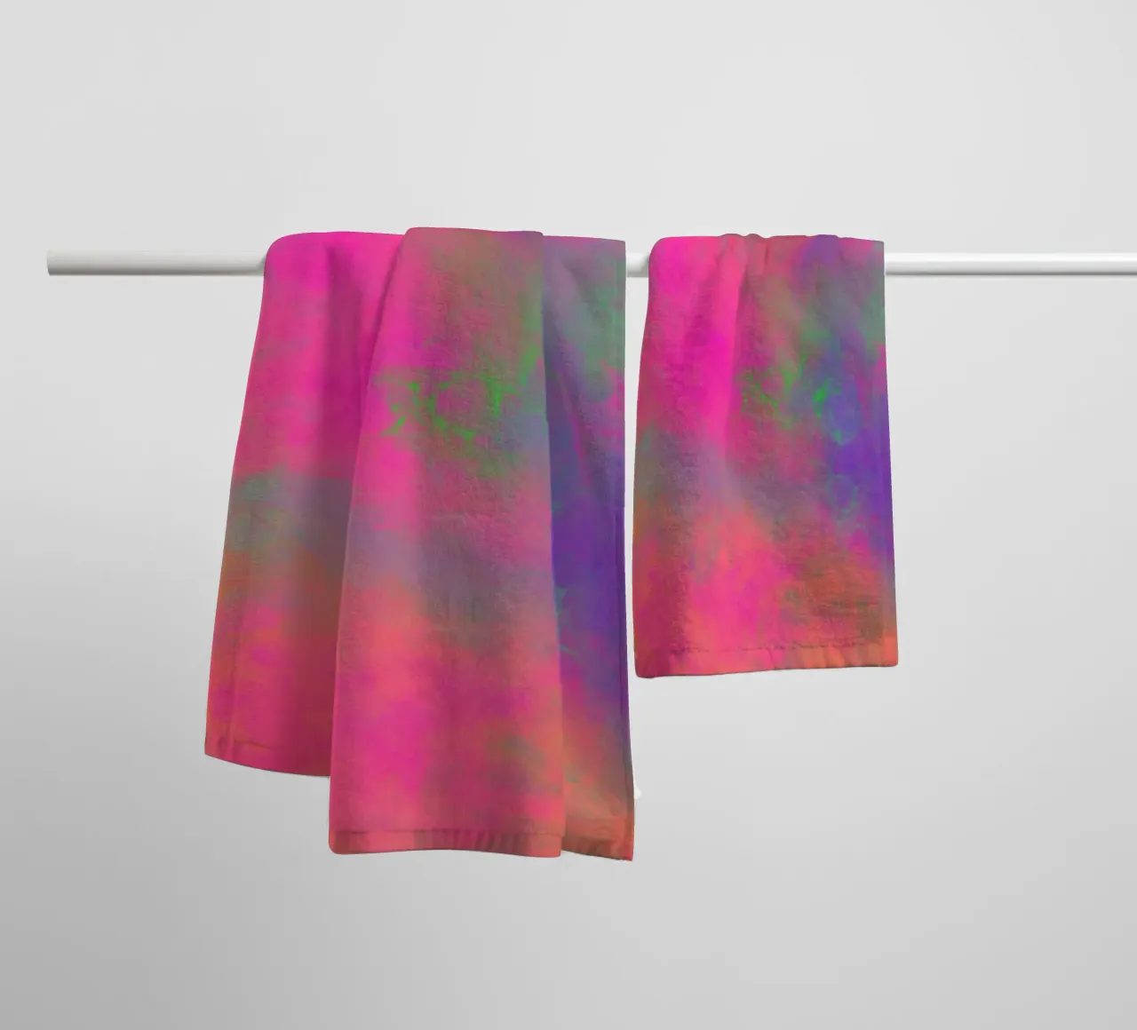 Feu d'artifice de couleurs - la joie des couleurs abstraites serviette de bain de Petra Lang