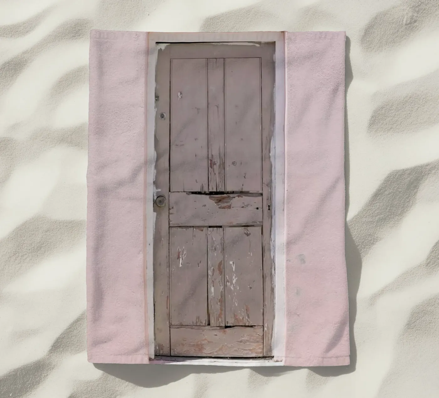 Abode Strandtuch von Shot By Clint