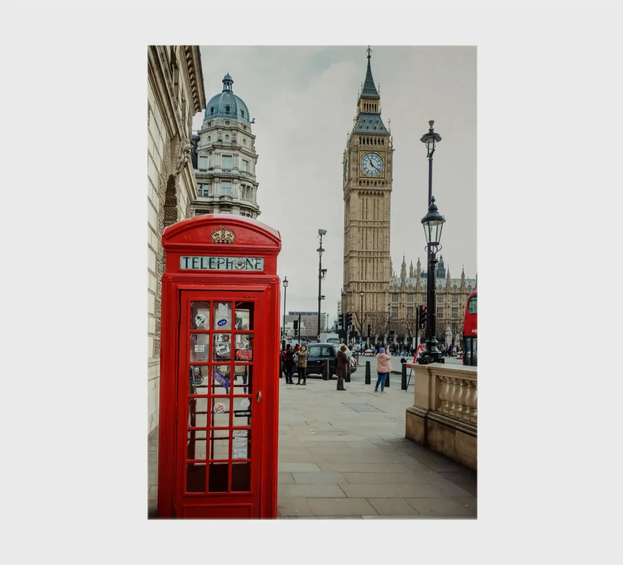 red telephon box and big ban notebook by phillipp veisenberg