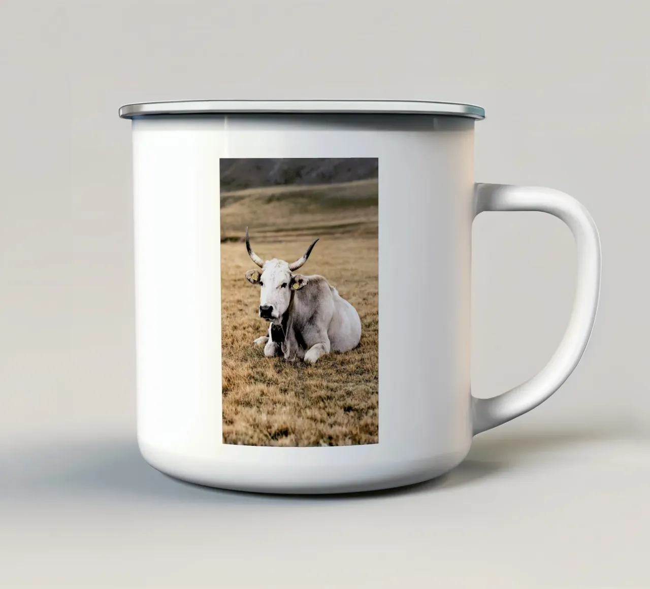 Pasture tazza in smalto da Natural Kingdom