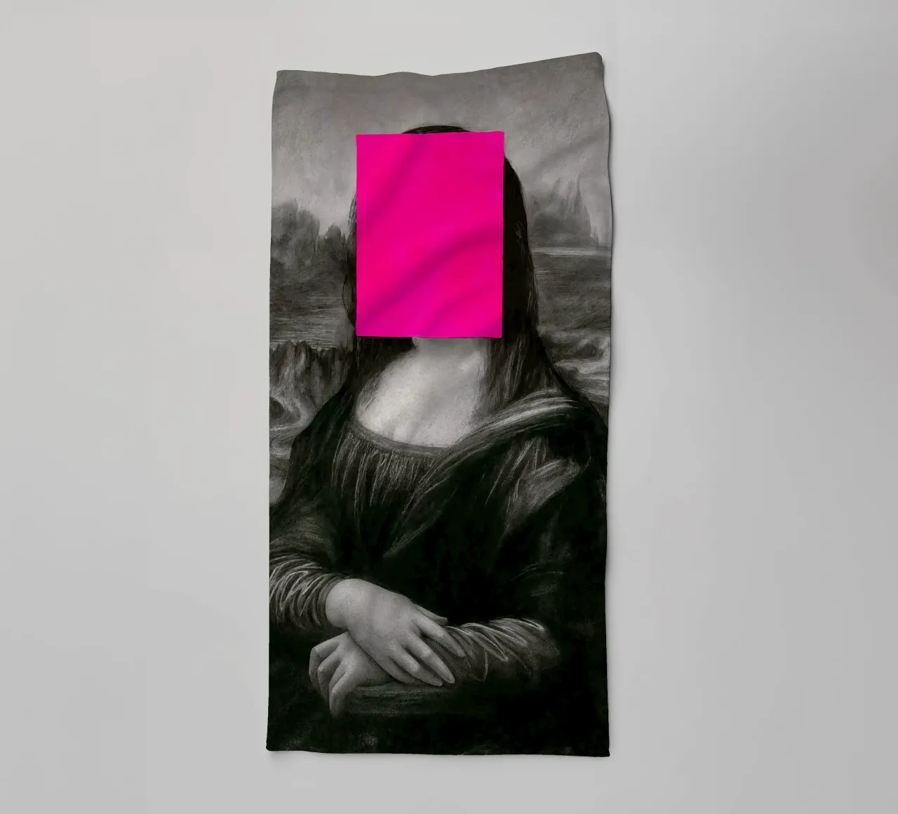 Da Vinci Remix – Neon Mona towel by CNTRL