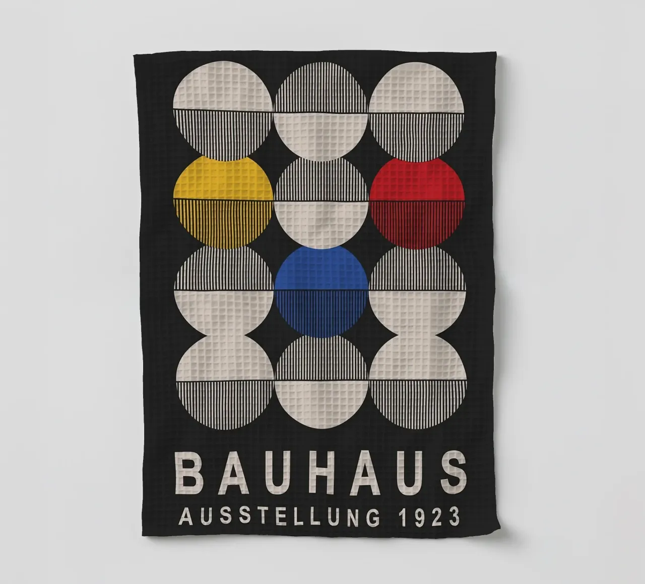 cirkels halve cirkels strepen zwarte achtergrond theedoek van MinimalistPosterCharles
