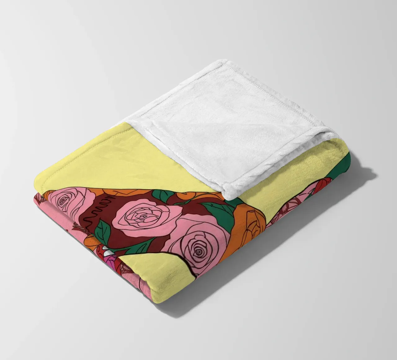 Sinfonia di eleganza floreale coperta in pile da Murni Strokes