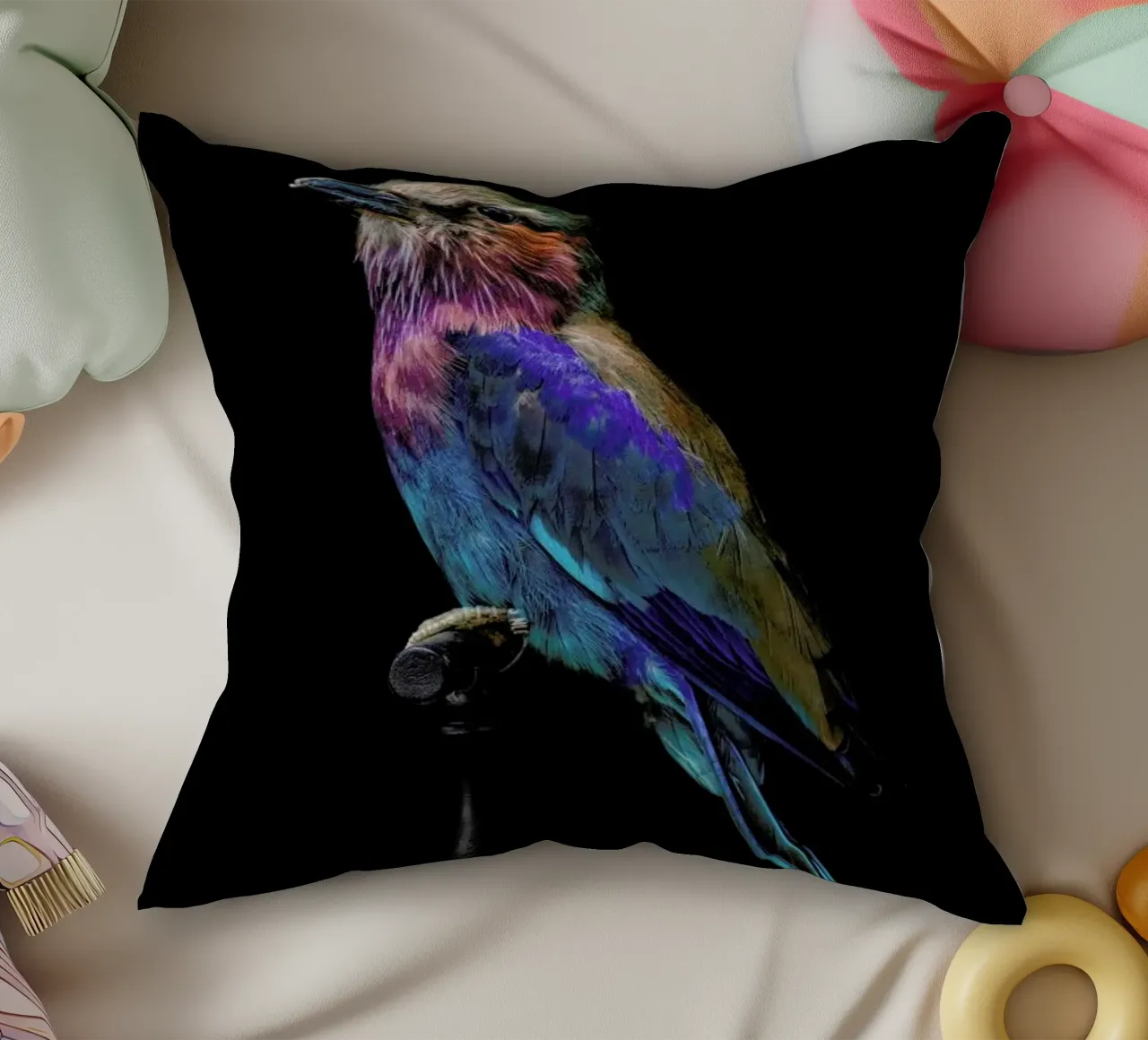Birds 2 cuscino da Curious Collections by Marielle Leenders