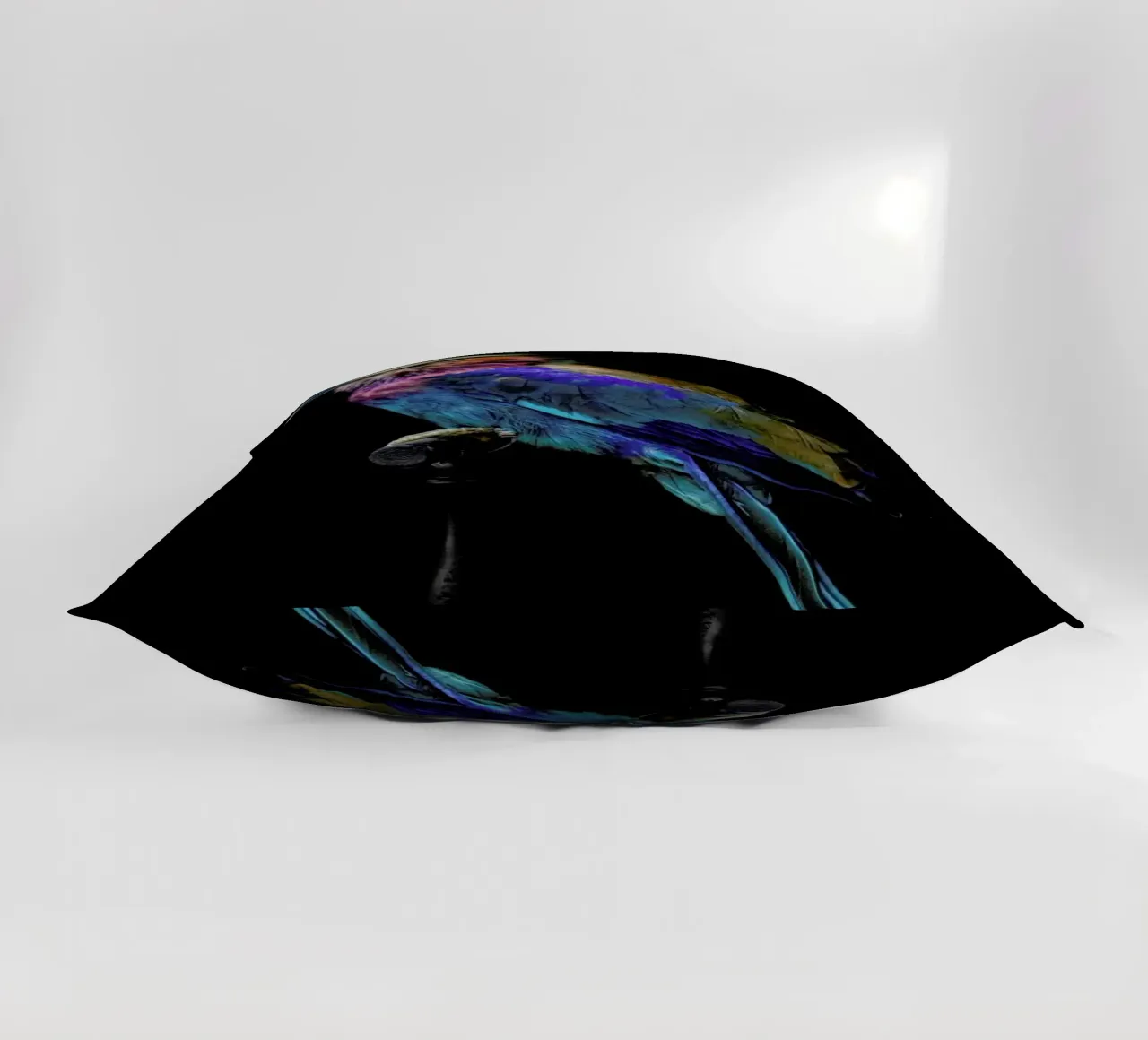 Birds 2 cuscino da Curious Collections by Marielle Leenders