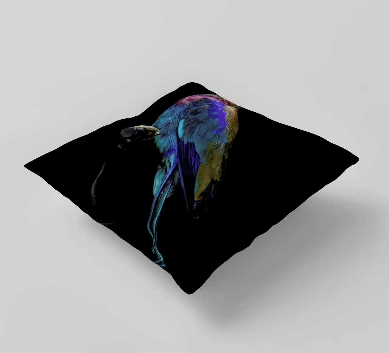 Birds 2 cuscino da Curious Collections by Marielle Leenders