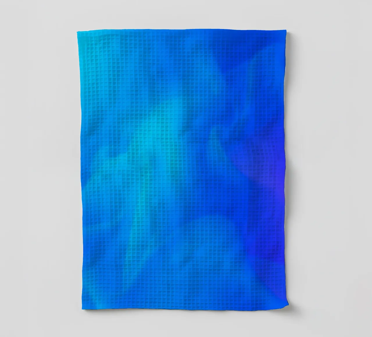 Fond abstrait fluide avec des tons bleus et violets vibrants torchon de DesignDoodle