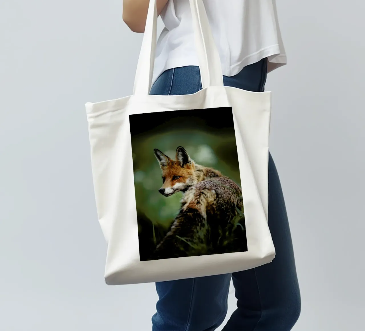 Caught Red Handed by @szabo_ervin_edward borsa in juta da EyeEm Mobile GmbH