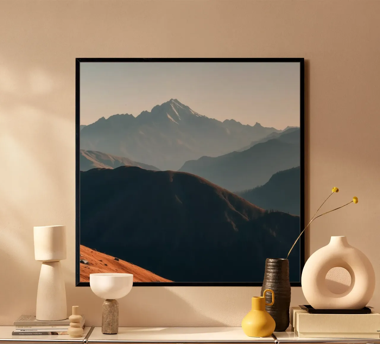 Paesaggio montano mozzafiato con i vivaci colori autunnali poster con telaio in legno da DesignDoodle