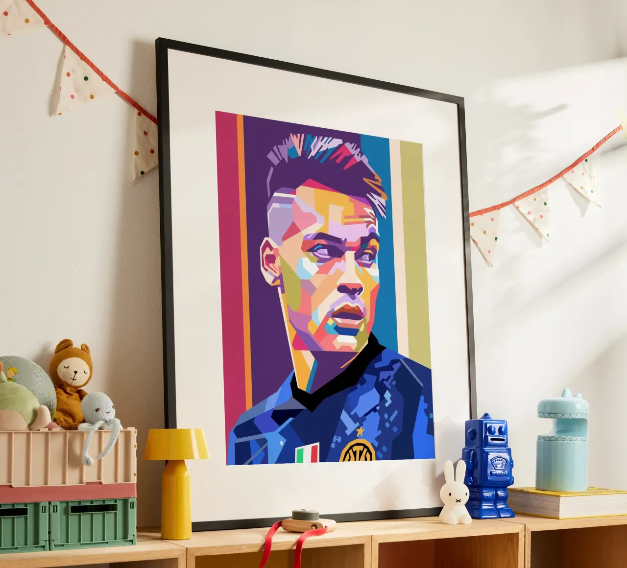 Lautaro Martinez Pop Art Porträt Poster mit Aluminium Rahmen von Hantamrata