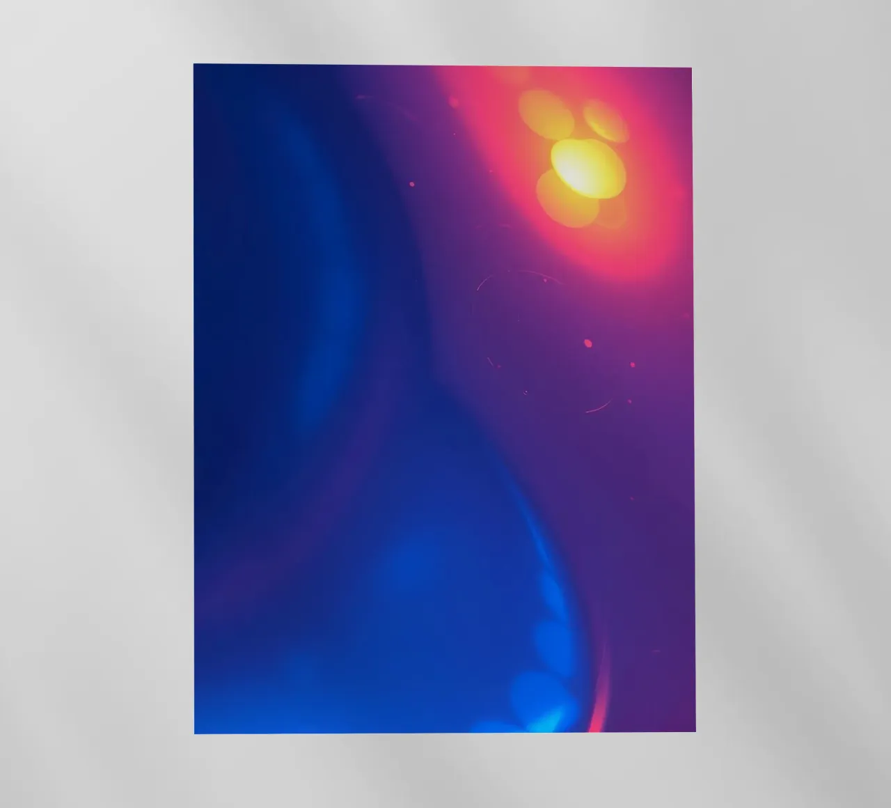 Vibrante design astratto che mette in risalto i motivi di luce colorati pellicola backlit da DesignDoodle