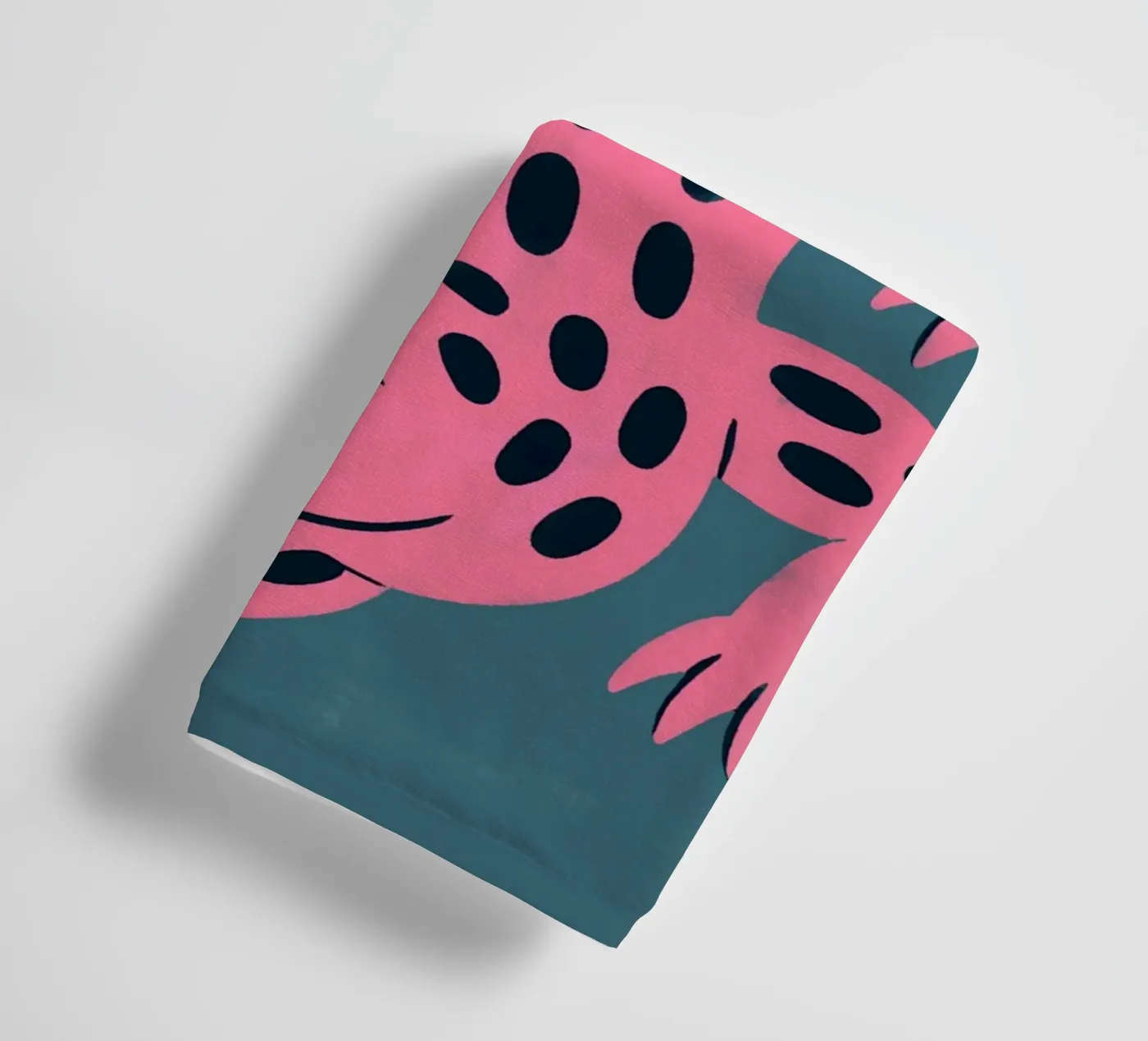 Croc towel by artesutileco