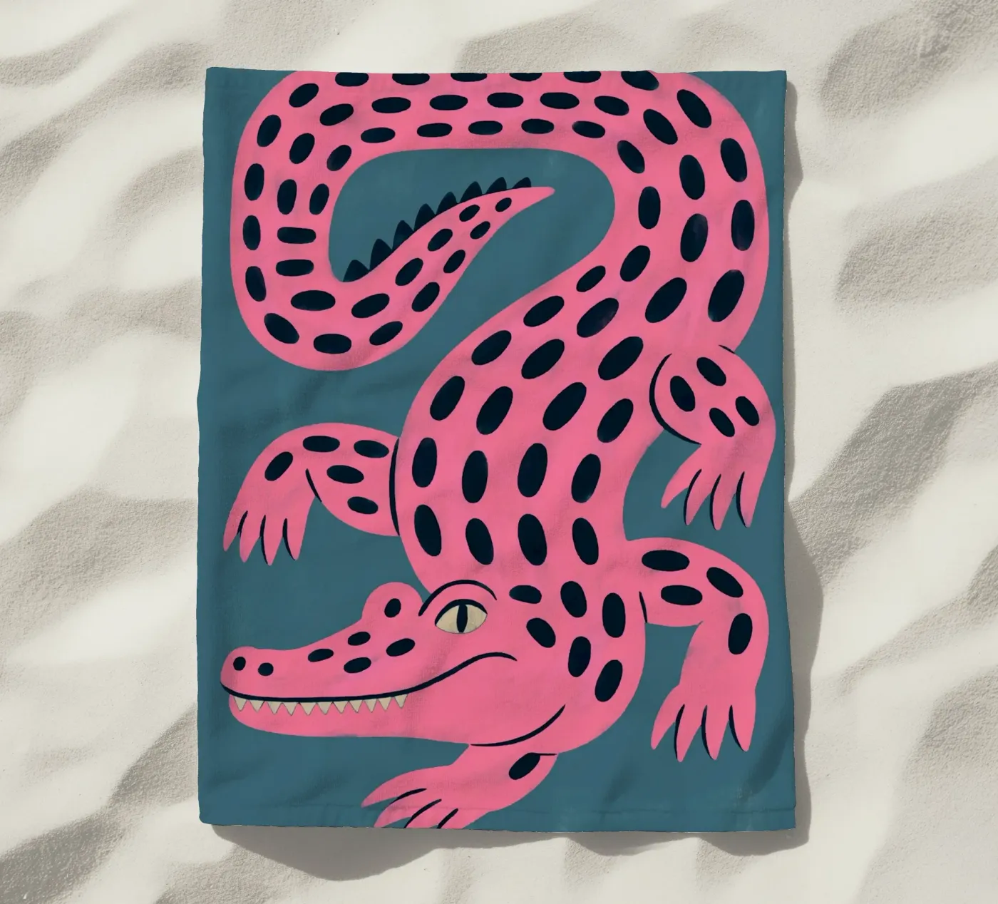 Croc beach towel by artesutileco