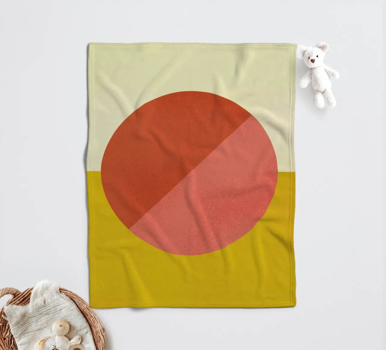 Halves Fleecedecke von daylight design studio