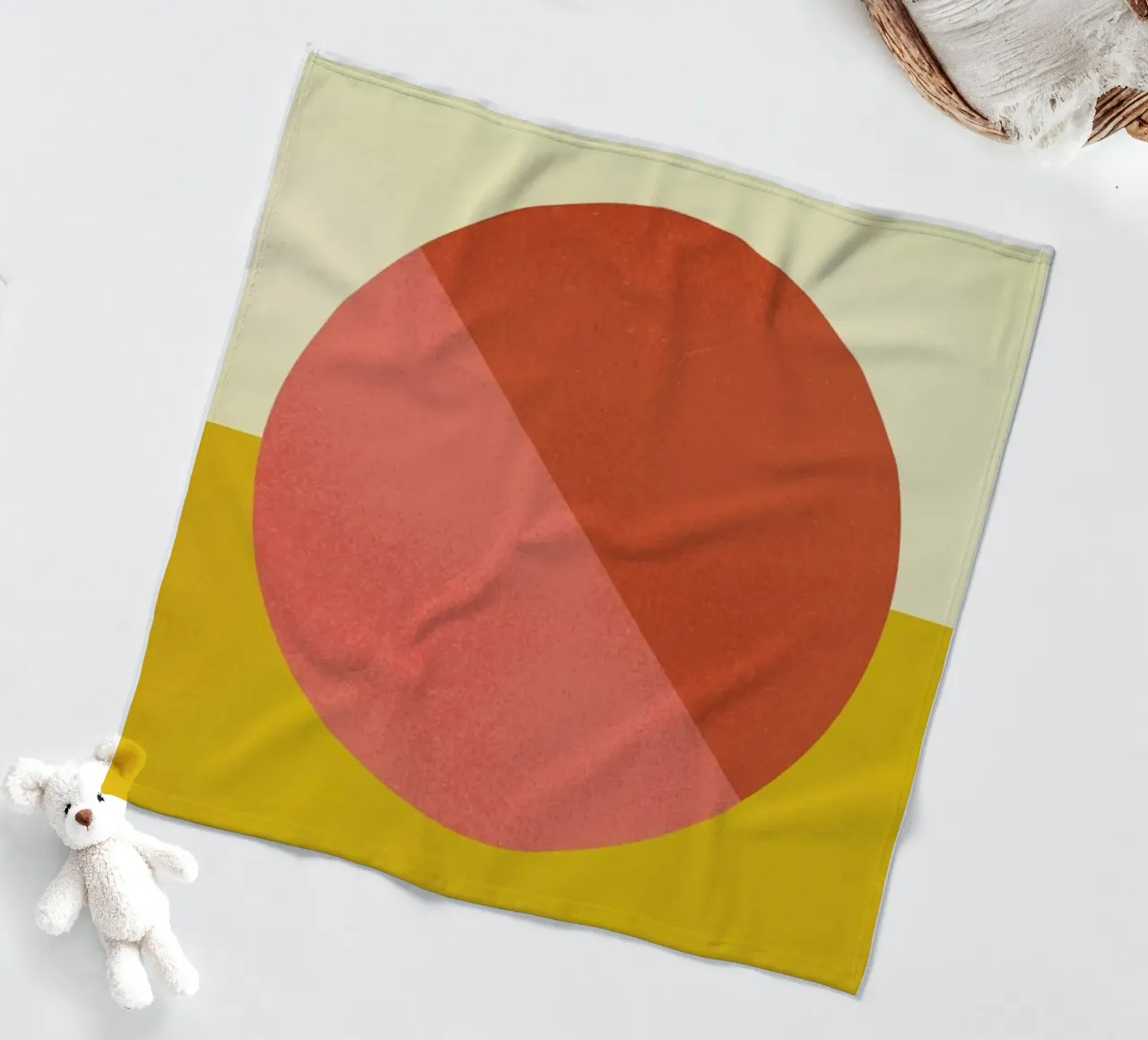 Halves Fleecedecke von daylight design studio