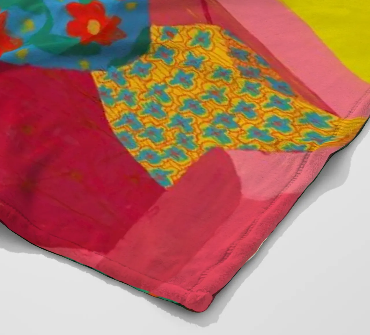 The Round Couch coperta in pile da Maria Kritzas