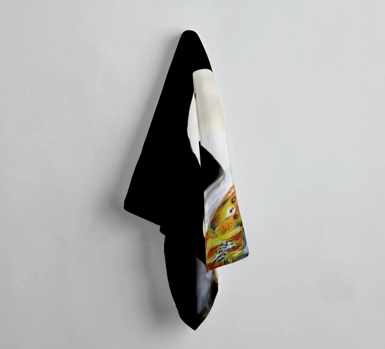 Edwin towel by Tein Lucasson