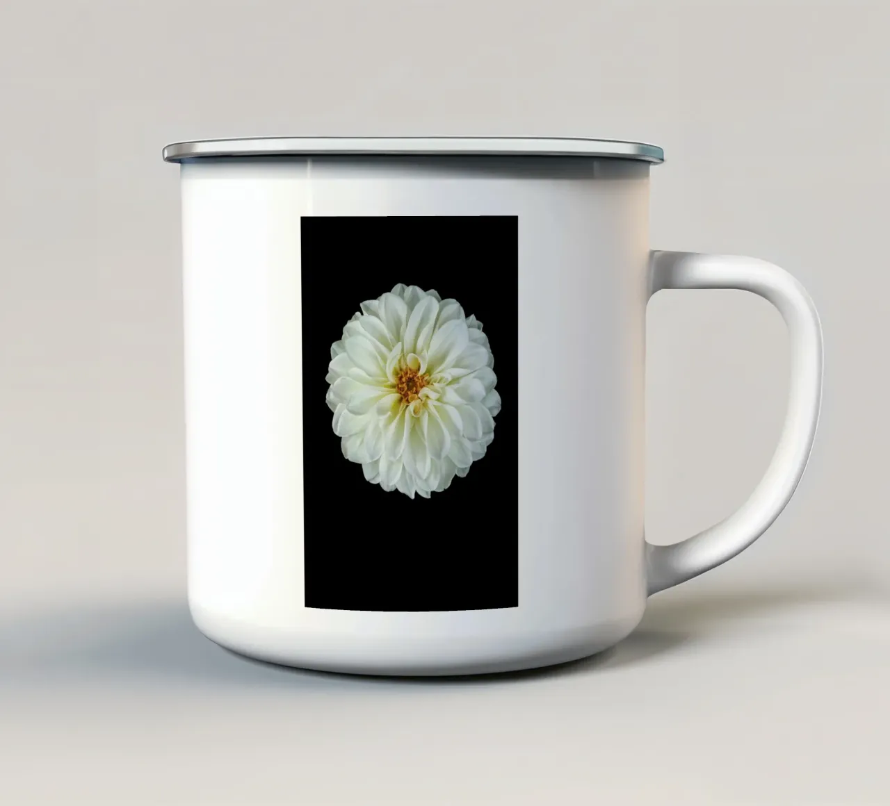 Dahlia 1 tazza in smalto da Curious Collections by Marielle Leenders