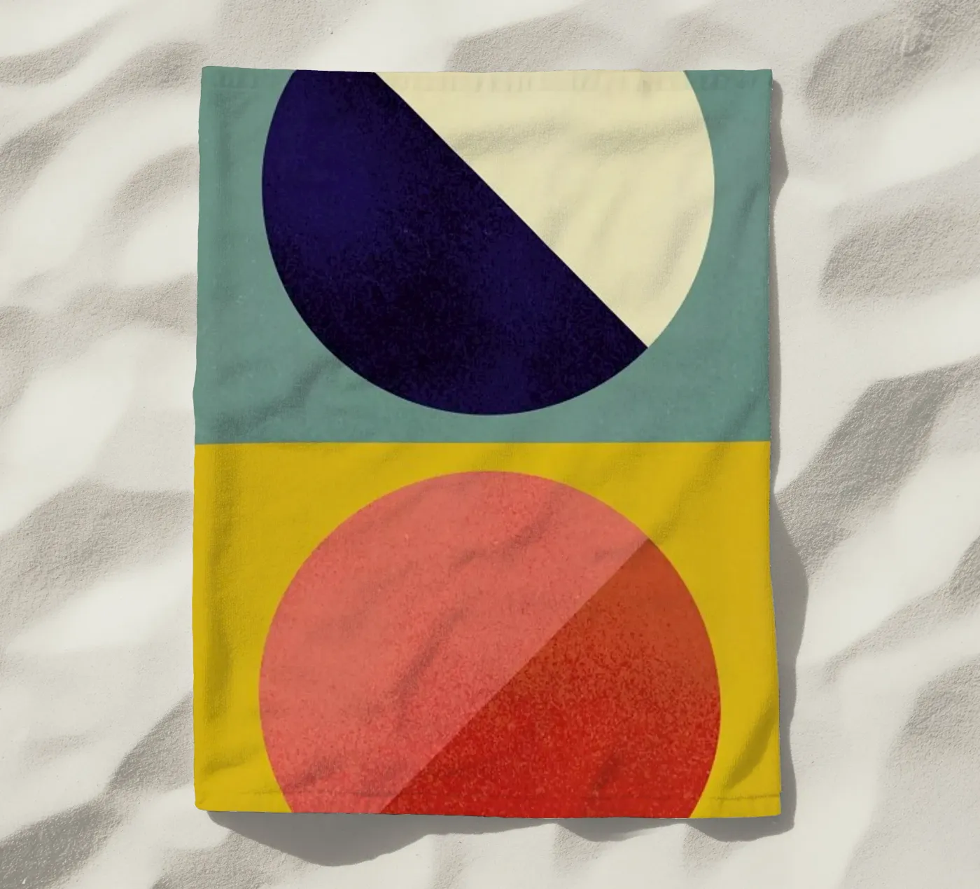 Split Screen Strandtuch von daylight design studio