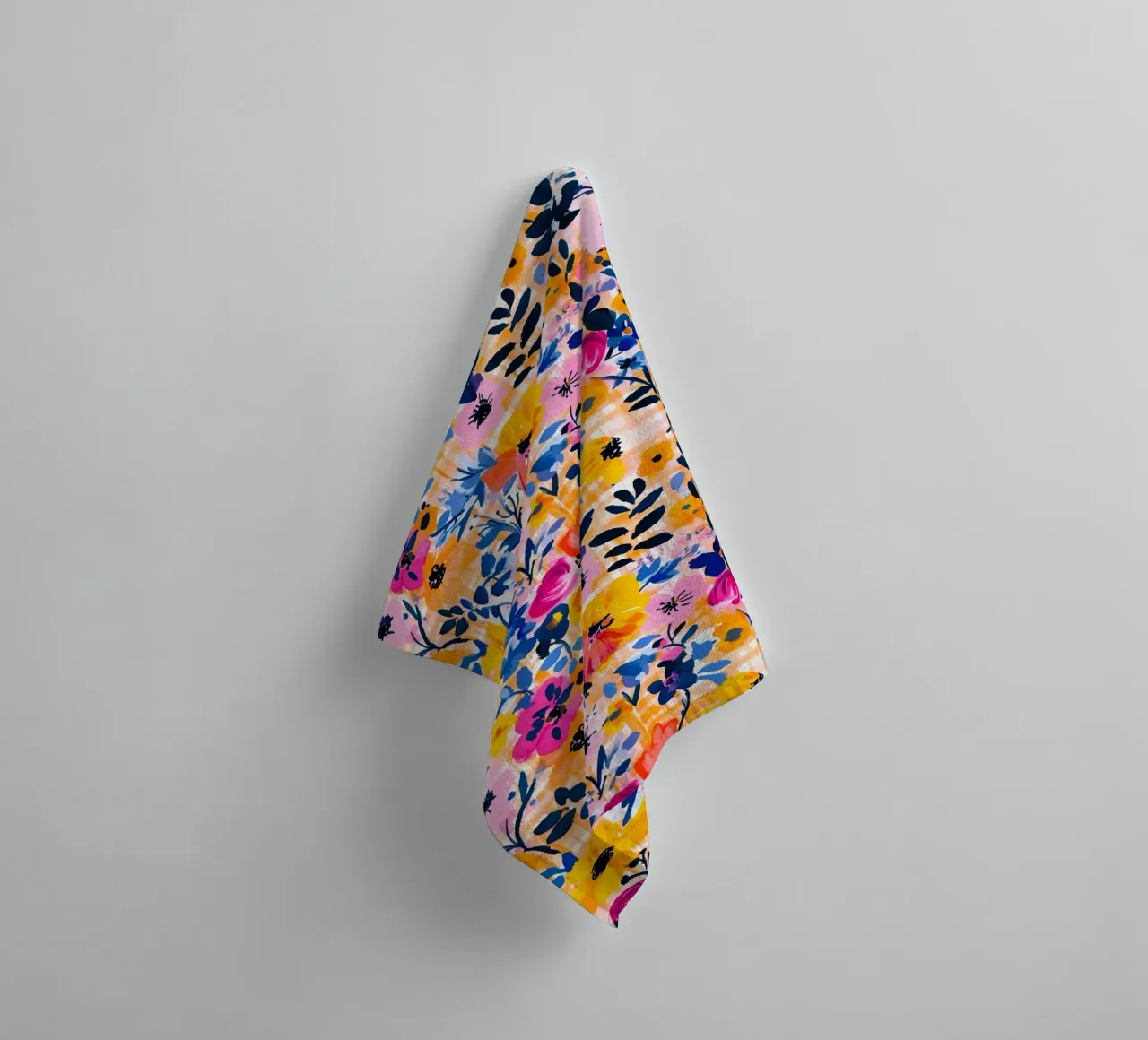 Happy Florals asciugamano da bagno da Sunflower Soul Studio