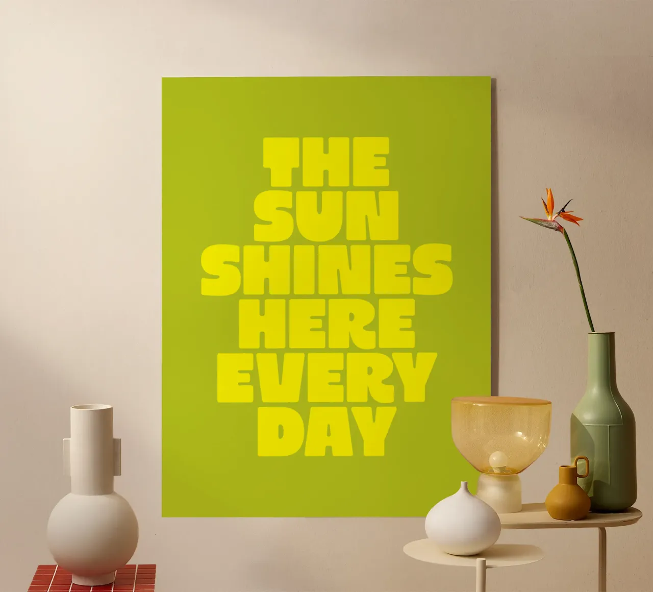 The Sun Shines Here Every Day Typography Print Amarillo Verde metacrilato de THE MOTIVATED TYPE