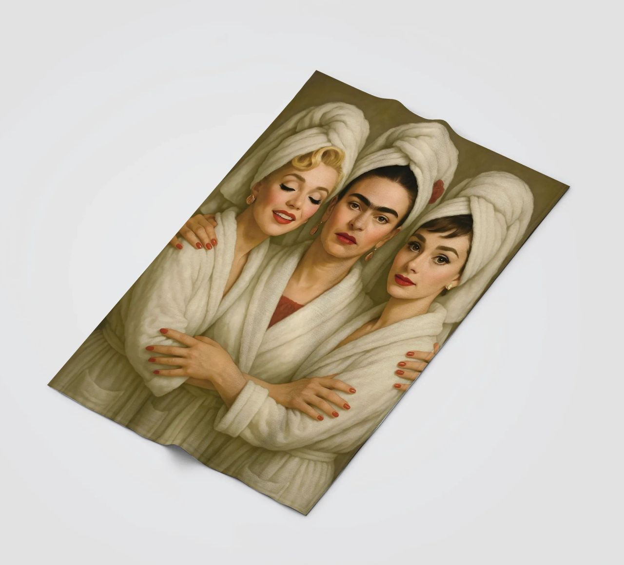 Marilyn Monroe Audrey Hepburn Frida Kahlo in accappatoio coperta in pile da ARTOMATIC
