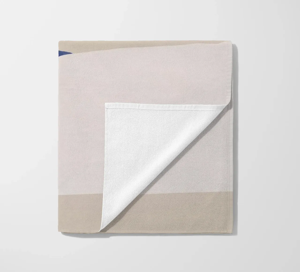 Kobalt minimal abstrakt Strandtuch von Little Dean