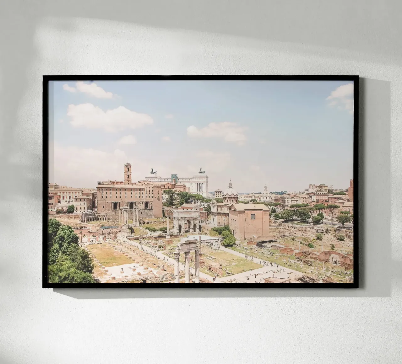 Roma, Italia I Vista del Foro Romano e delle antiche rovine poster con telaio in plastica da Julie Travel Photography