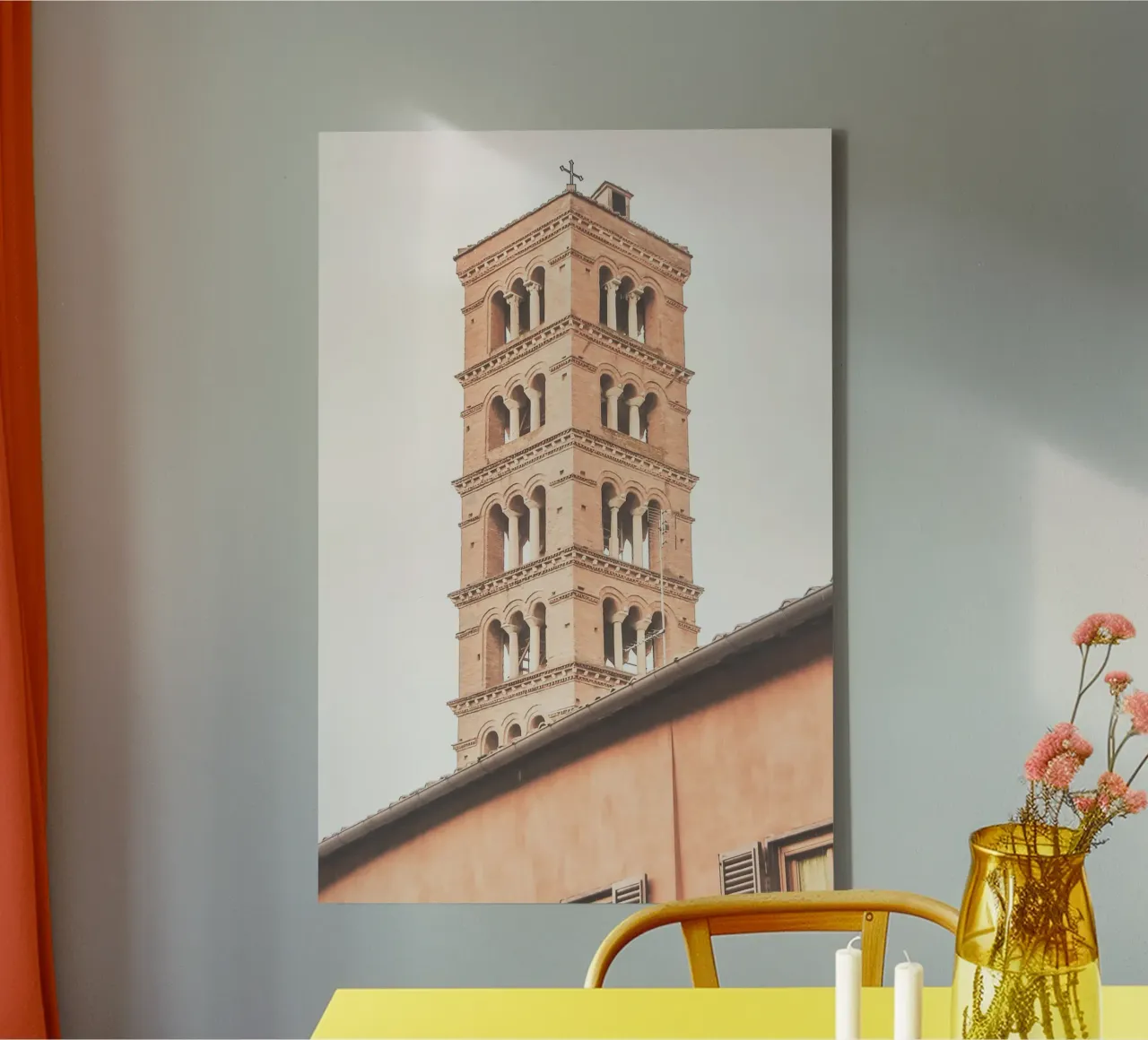 Roma, Italia I Campanile di una chiesa in arancione pastello tela con Cornice a cassetta da Julie Travel Photography