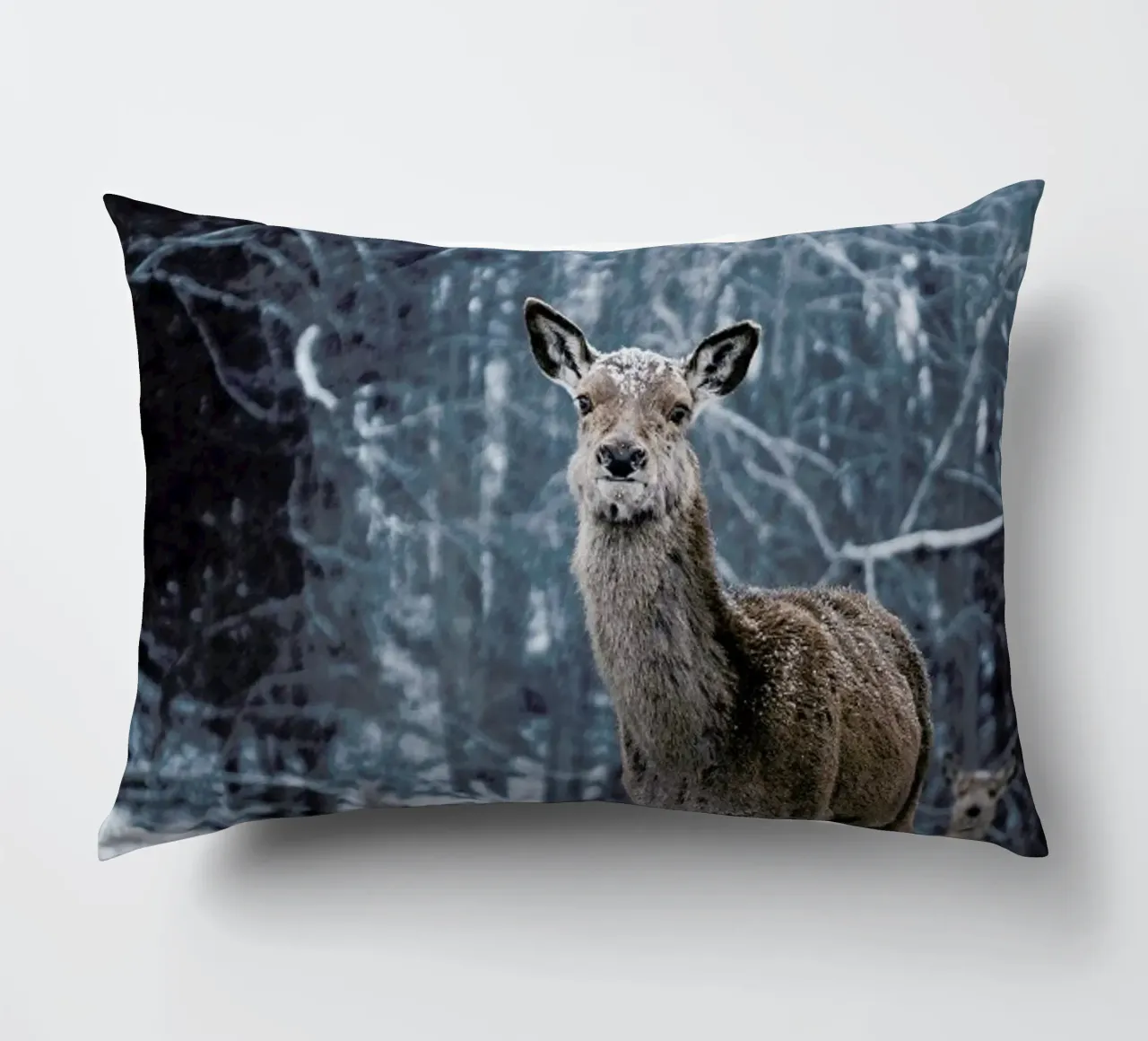 The Snap of a Twig @nilsleithold cuscino da EyeEm Mobile GmbH