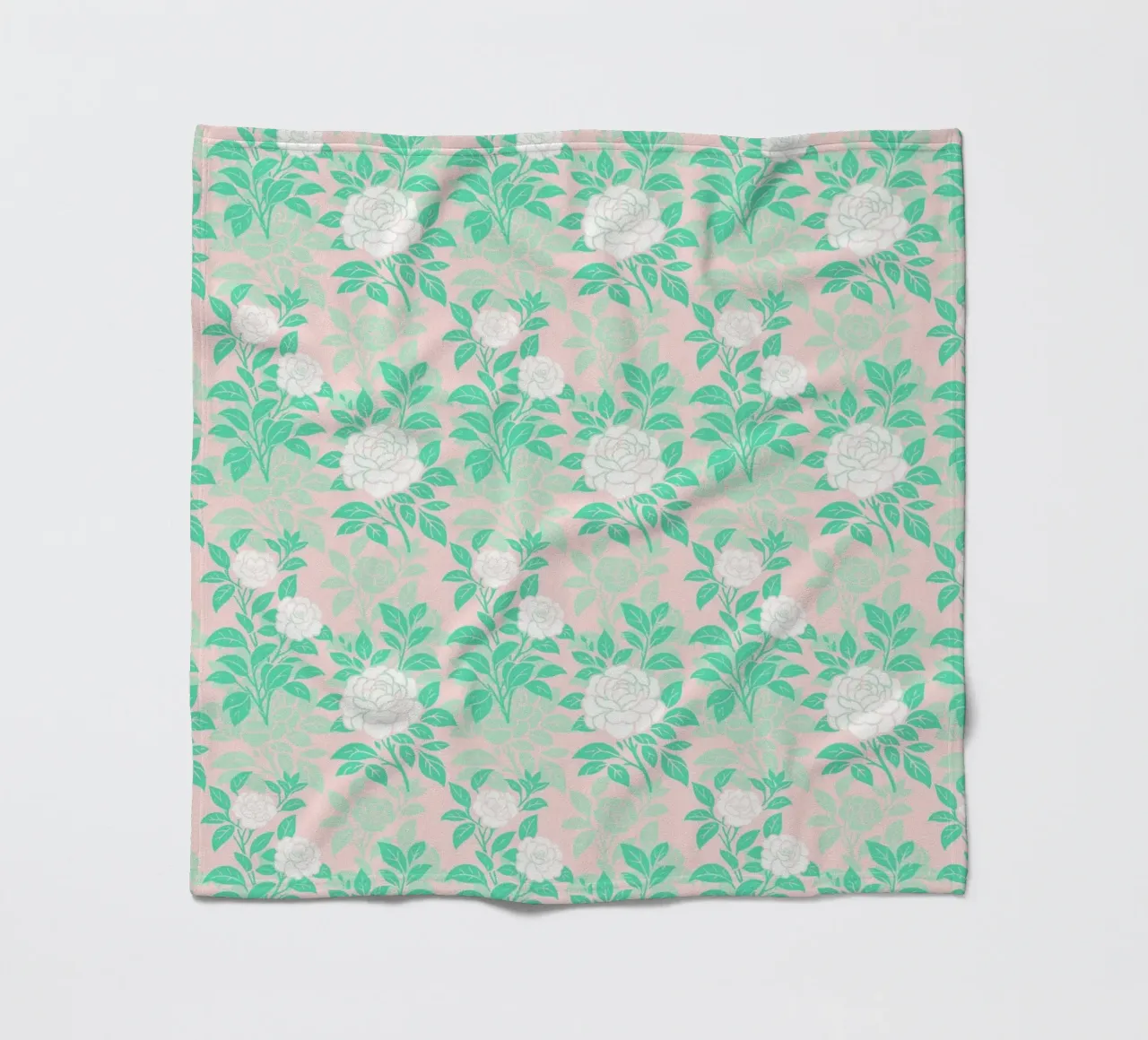 Fiori di camelia verdi e bianchi coperta in pile da SilverPegasus