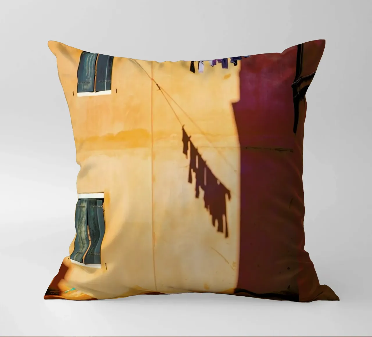 Golden Rays On Washing cuscino da METROPOLIS