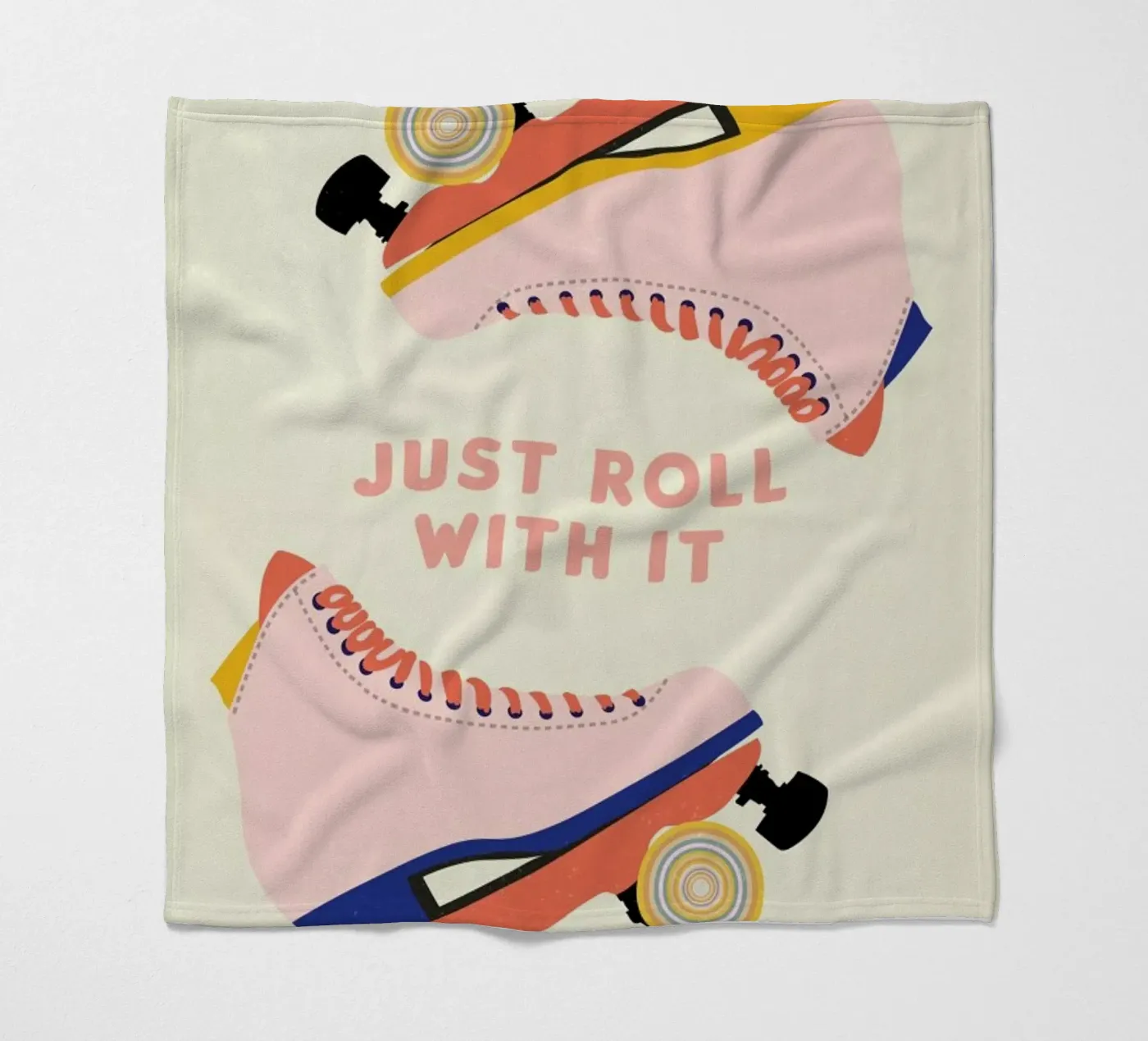 Roller Skates coperta in pile da daylight design studio