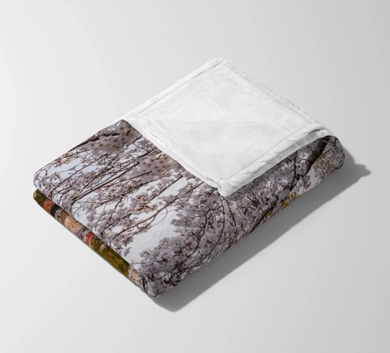 I ciliegi in fiore del castello di Himeji, Giappone coperta in pile da Marcel Bisig