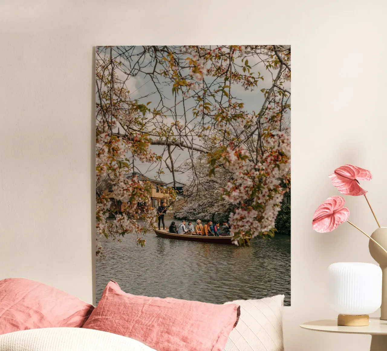 Giro in barca per la fioritura dei ciliegi a Yanagawa, Giappone plexiglass da Marcel Bisig