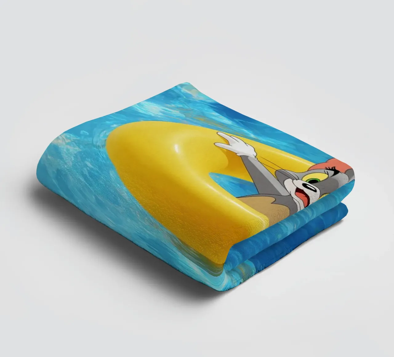 Bathing fun with Tom the cat towel by Carinaprint