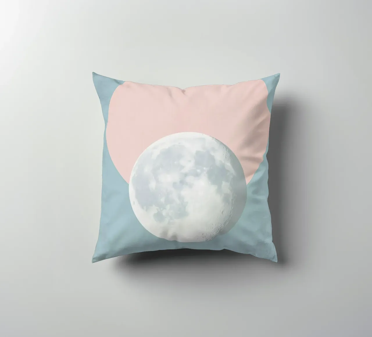 Luna pastello in cerchio cuscino da Carinaprint