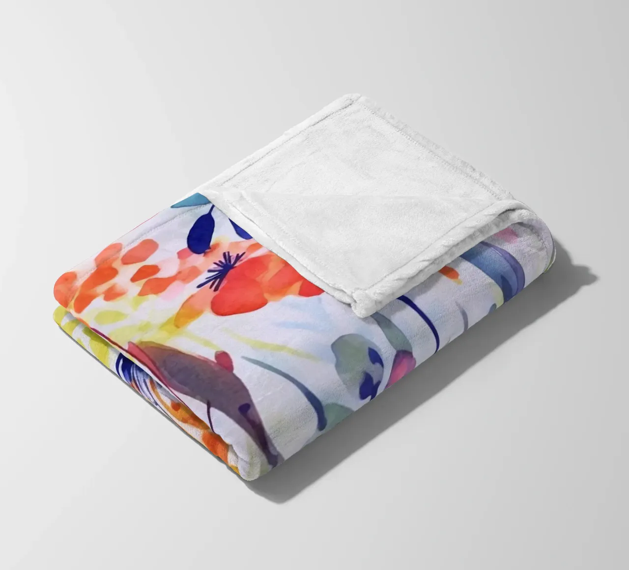 Studio di fiori acquerellati multicolore coperta in pile da Andrea Haase Modern Home