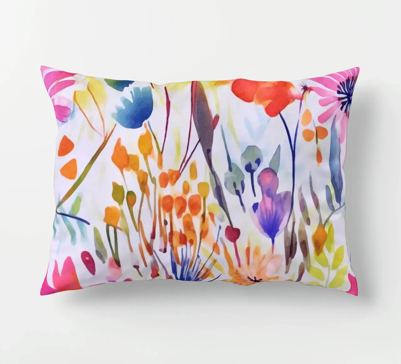 Studio di fiori acquerellati multicolore cuscino da Andrea Haase Modern Home