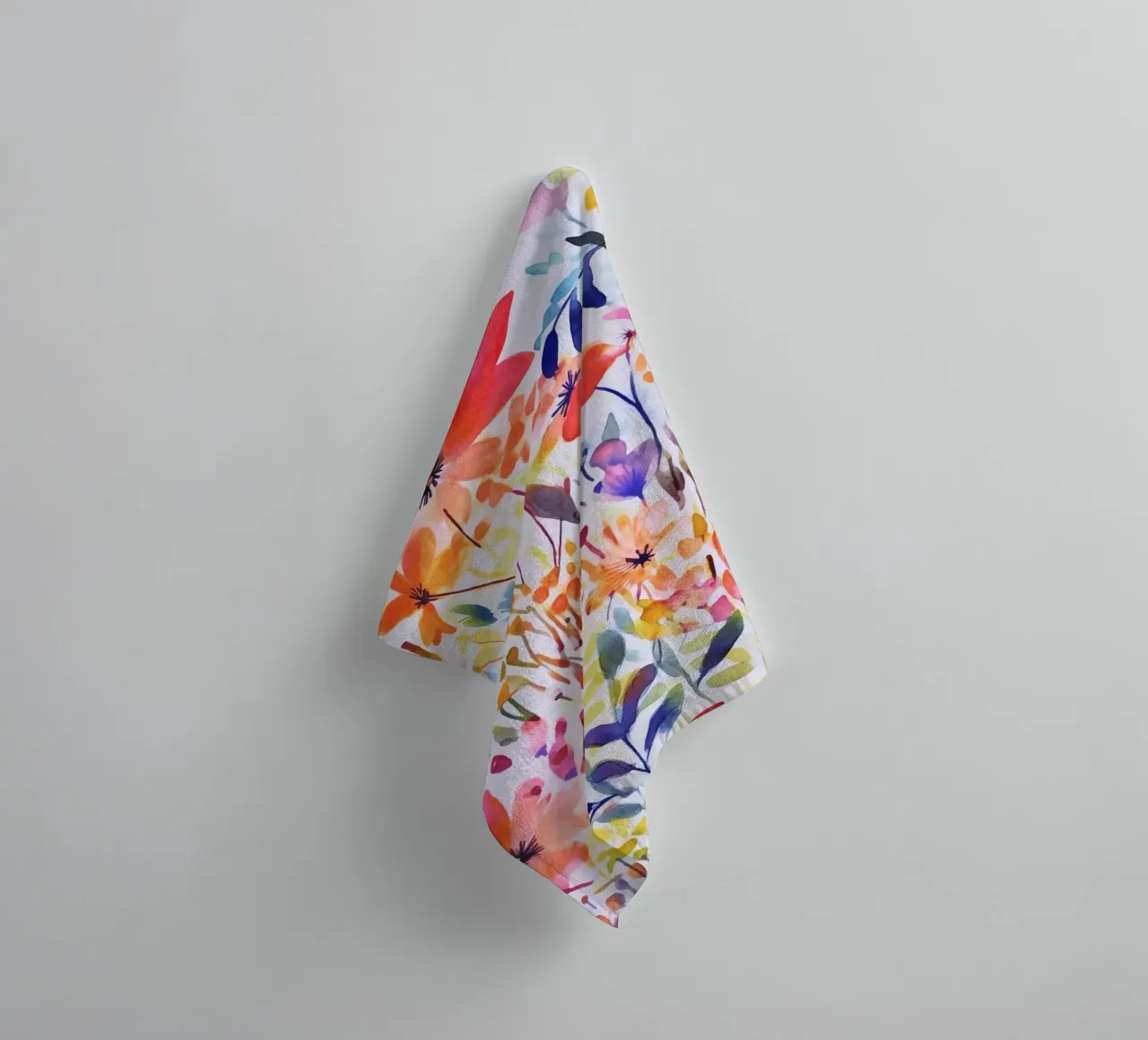 Studio di fiori acquerellati multicolore asciugamano da bagno da Andrea Haase Modern Home