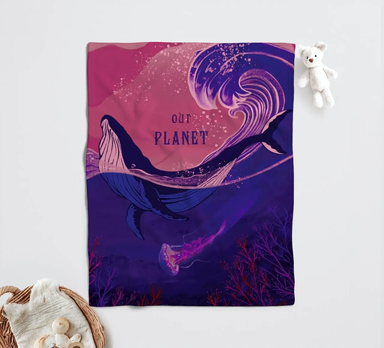 Our Planet coperta in pile da Kika illu