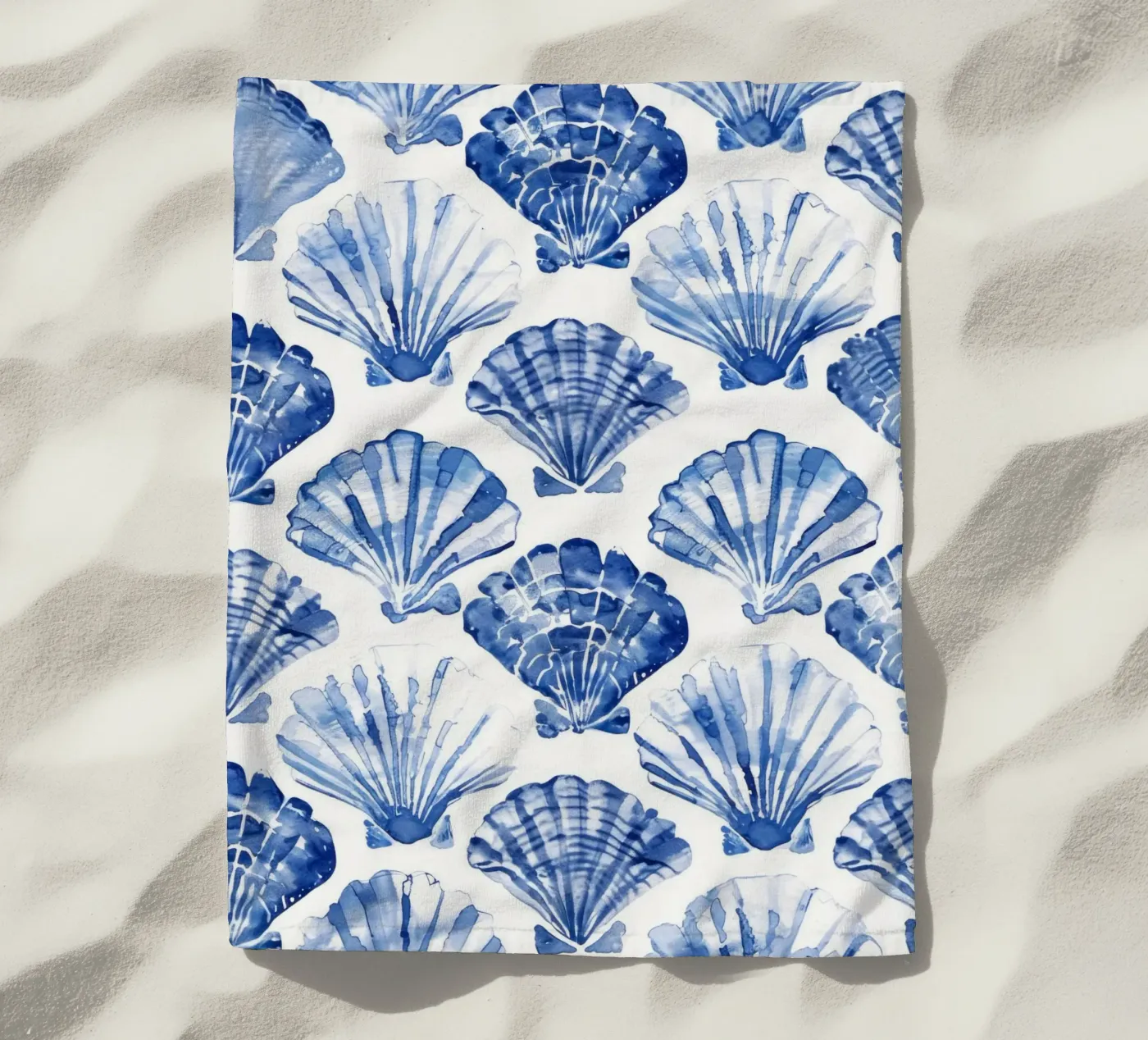 Blue Shell Pattern strandhanddoek van treechild